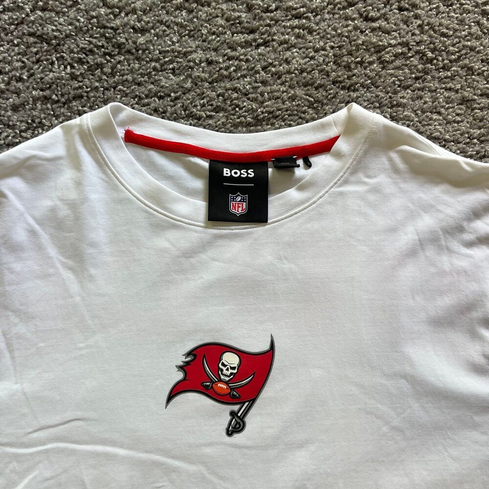 Hugo Boss x NFL Tampa Bay Buccaneers T Shirt White Athletic Stretch Size 3XL - Picture 3 of 8